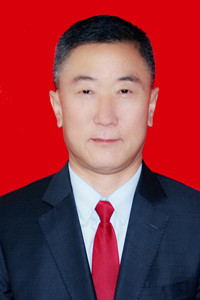 黨支部書記、總經(jīng)理 高社堂